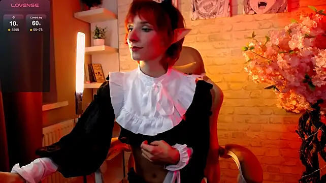 Chat XXX en directo de Liya_Songbird
