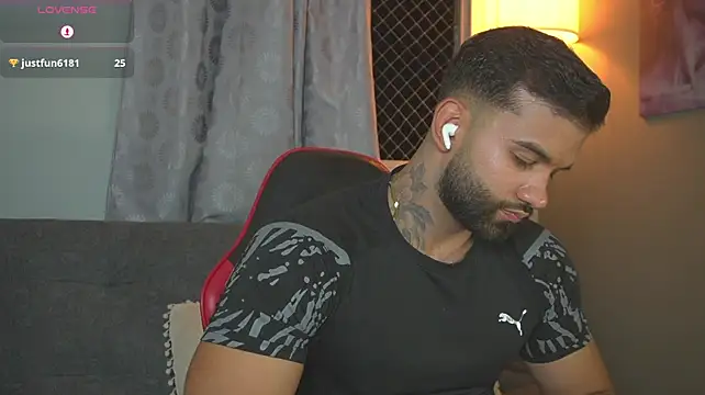 MarkHazzen Live XXX chat