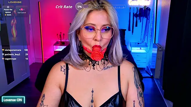 blackwidow_s1's Webcam Show