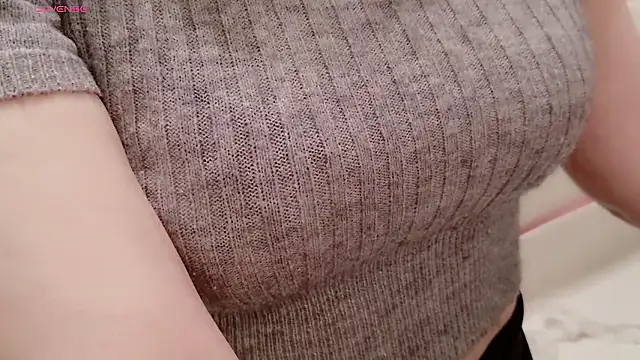 Moe0715's Live XXX Chat