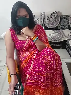 XXX chat uživo modela khushikhushi