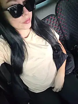Show modela -Pupsiki- na web-kameri