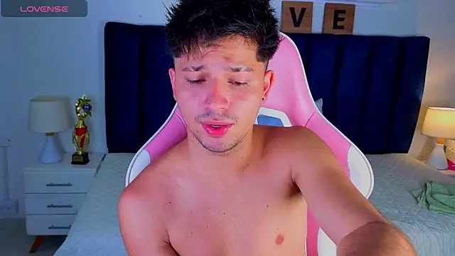 Issac_james_のウェブカメラショー