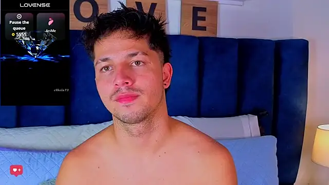 عرض كام Issac_james_