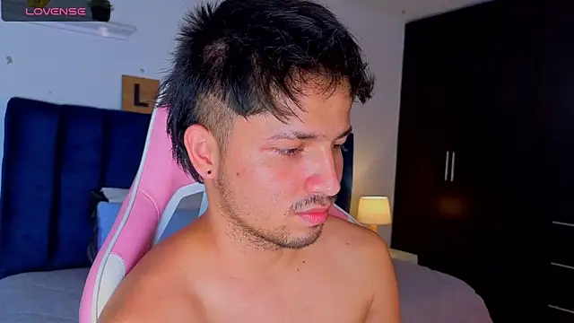 Issac_james_ Show Webcam