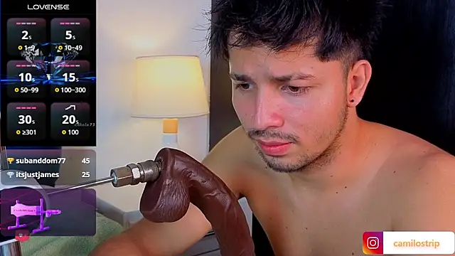 Issac_james_ Show in webcam