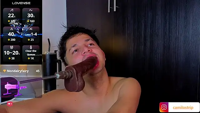 Pokazy przed kamerką – Issac_james_