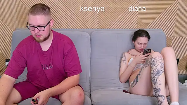 Ksenny Pertunjukan Webcam