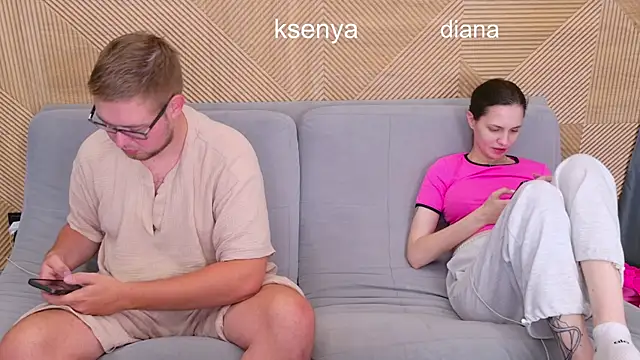 Ksenny webkamerás műsora
