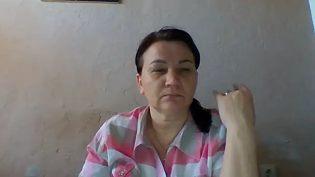 غرفة دردشة Cassie_Stefana المباشرة