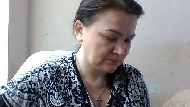 غرفة دردشة Cassie_Stefana المباشرة
