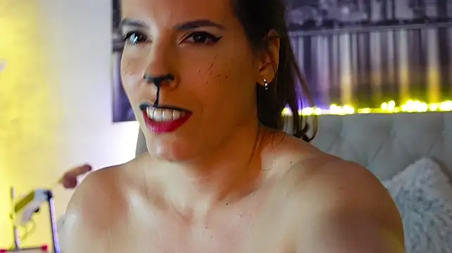 Lora_Chanel Webcam-Show