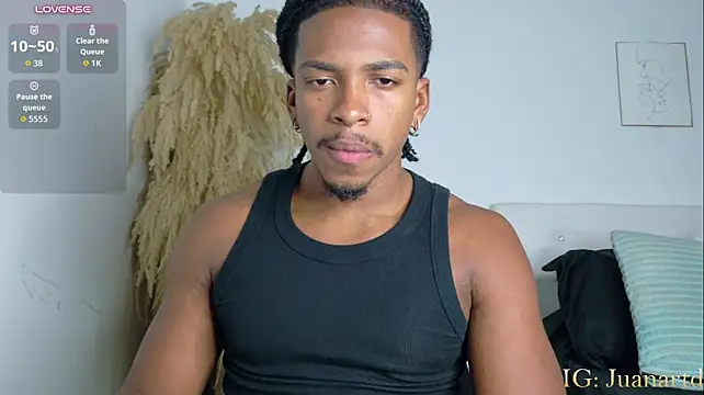 Owen_222 Show in webcam