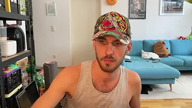 leonmortis666 Show in webcam