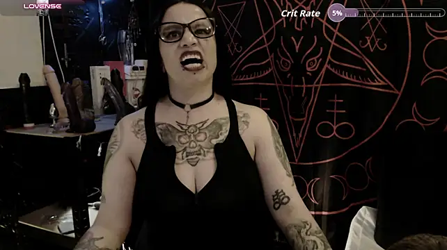 Pertunjukan Kamera Web Evil_Queen_666