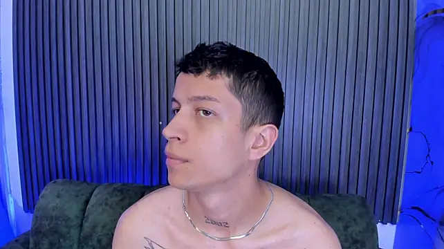 AgarEvans Show in webcam