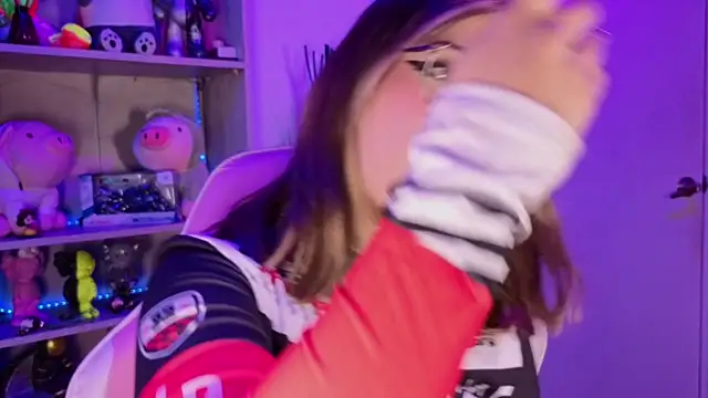 EmilyMiller_'s Webcam Show