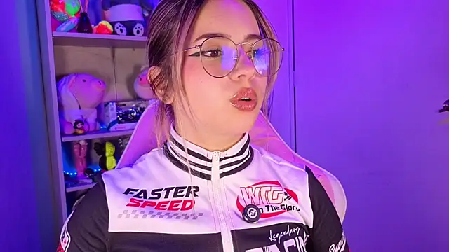 EmilyMiller_ Chat XXX in diretta