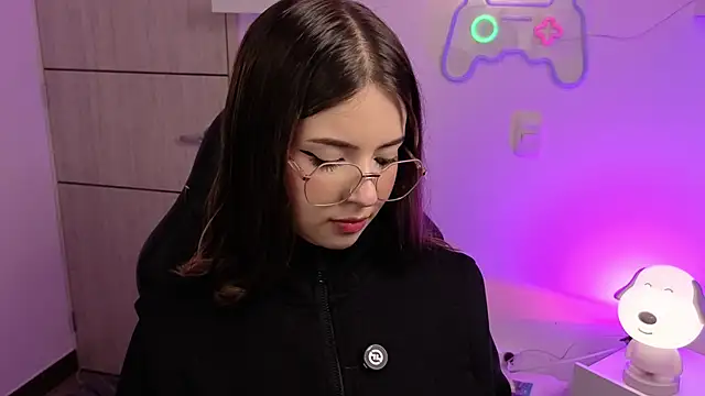 EmilyMiller_ 라이브 XXX 채팅