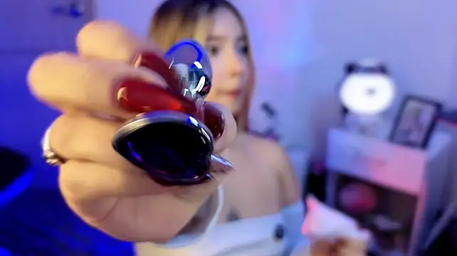 Czat XXX na żywo – EmilyMiller_