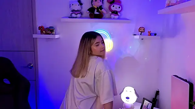 Chat +18 de EmilyMiller_ ao vivo