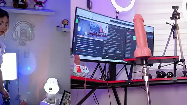 EmilyMiller_'s Webcam Show