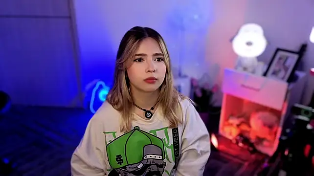 EmilyMiller_'s Webcam Show