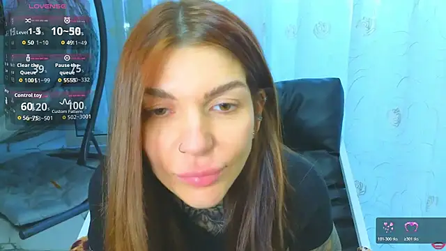 tattooedBabyy 现场性爱视讯表演