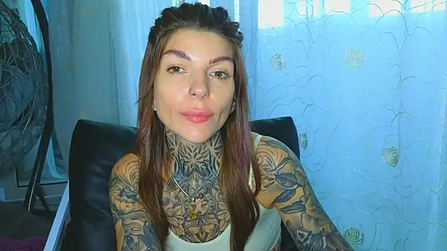โชว์เว็บแคมของ tattooedBabyy