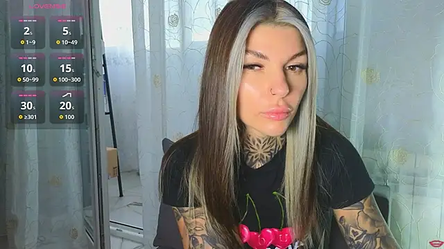 tattooedBabyy Chat XXX live