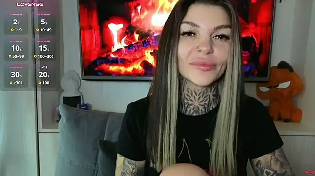 tattooedBabyyのライブXXXチャット