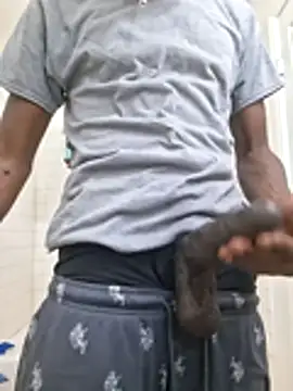 chocolatemeatstick25 Show in webcam
