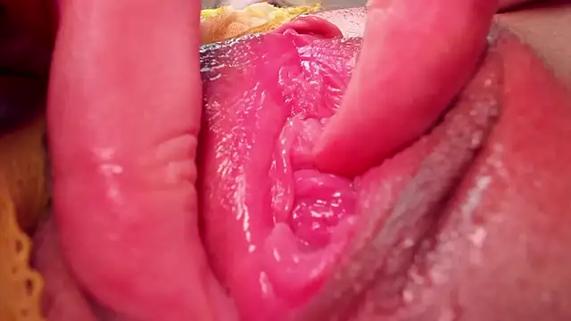 teencute – Kamerová šou