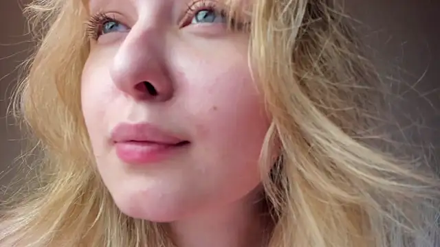 teencute's Live XXX Chat