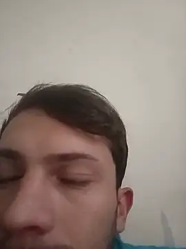 mario_pedro: διαδικτυακό σόου στην κάμερα