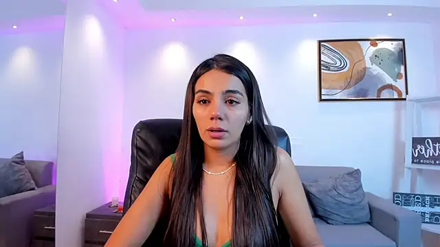 martina_mancini's Live XXX Chat