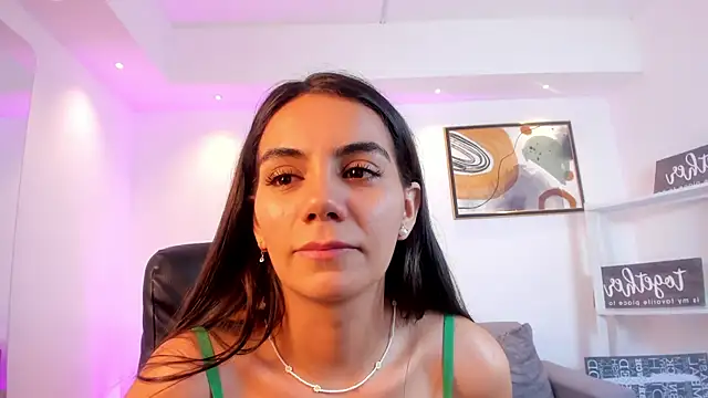 Chat +18 de martina_mancini ao vivo
