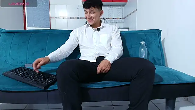 jacques_cardiet's Live XXX Chat