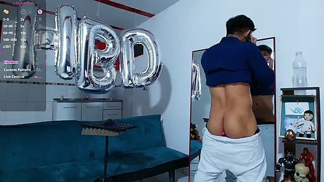 Show modela jacques_cardiet na web-kameri