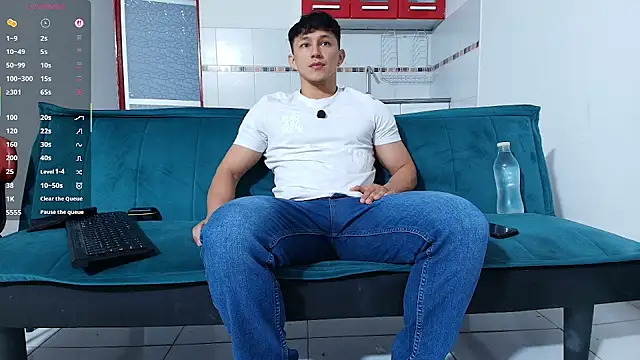 jacques_cardiet Show in webcam