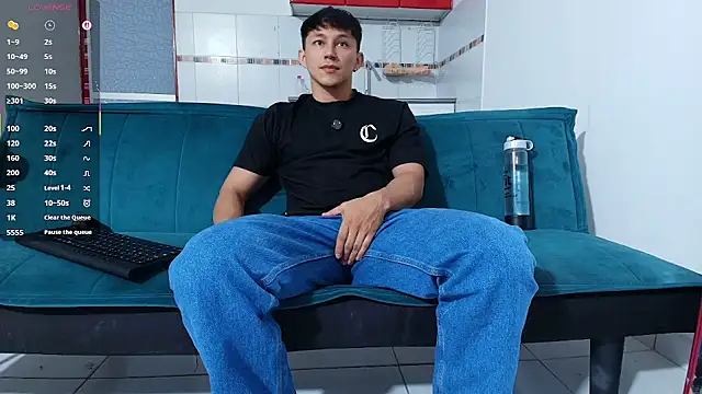 jacques_cardiet Adlı Modelin Web Kamerası Şovu