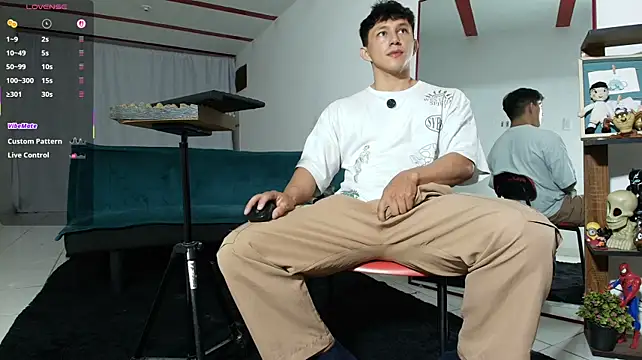 jacques_cardiet Show in webcam