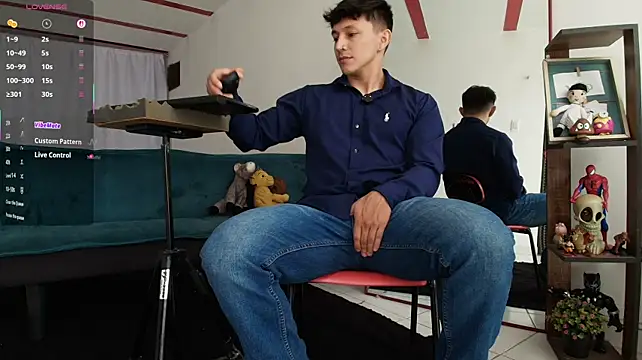 jacques_cardiet Show in webcam