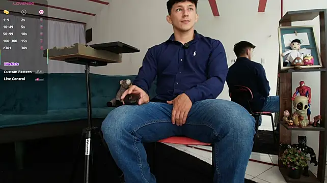 jacques_cardiet Show in webcam