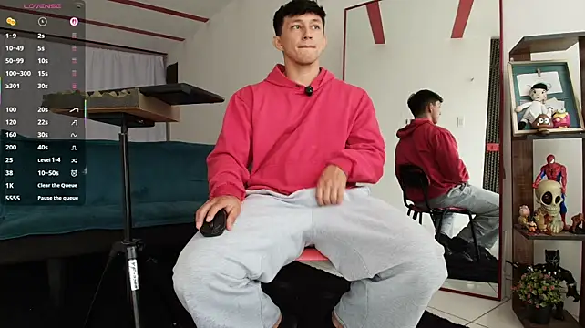 jacques_cardiet's Webcam Show