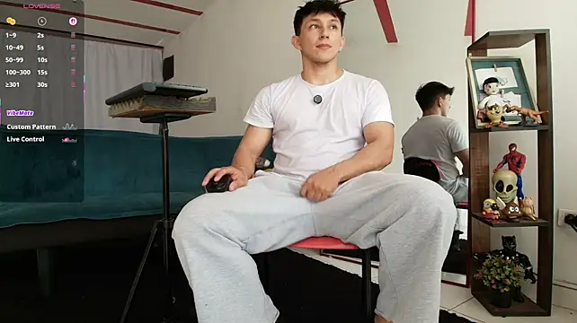jacques_cardiet's Webcam Show