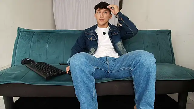 jacques_cardiet's Webcam Show