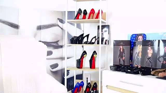 sherlisvonmoonn Webbikameraesitys