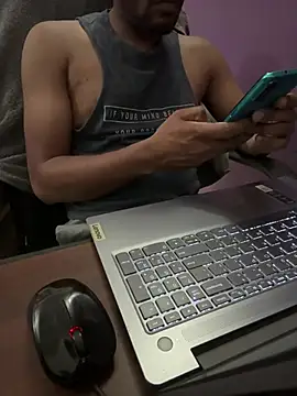 akinston Adlı Modelin Web Kamerası Şovu