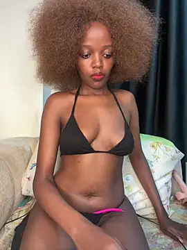 Bella_kiki's Live XXX Chat